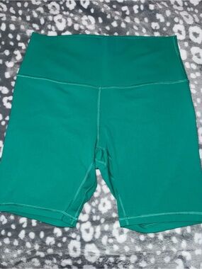 Lululemon high-waisted Biker Shorts in Teal